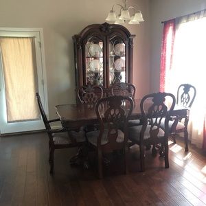 Dining room set
